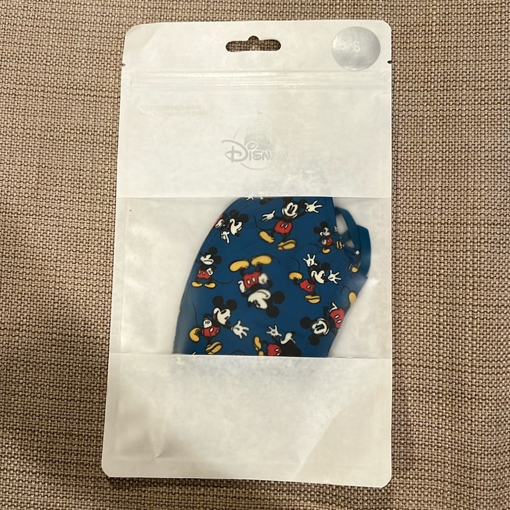 Disneyland Mickey Mouse Cloth Face Mask